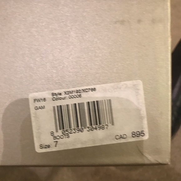 Authentic Armani boots - Picture 3 of 4